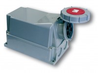 PCE CEE-Wandsteckdose 63A 5pol. 400V mit Schraubdeckel IP66/67 Artnr. 1357-6 PCE CEE-Wandsteckdose 63A 5pol. 400V mit Schraubdeckel IP66/67 Artnr. 1357-6
