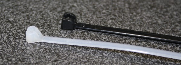 Kabelbinder mit Stahlz. L140 x B3,6mm VPE100 Artnr. TY24-M natur